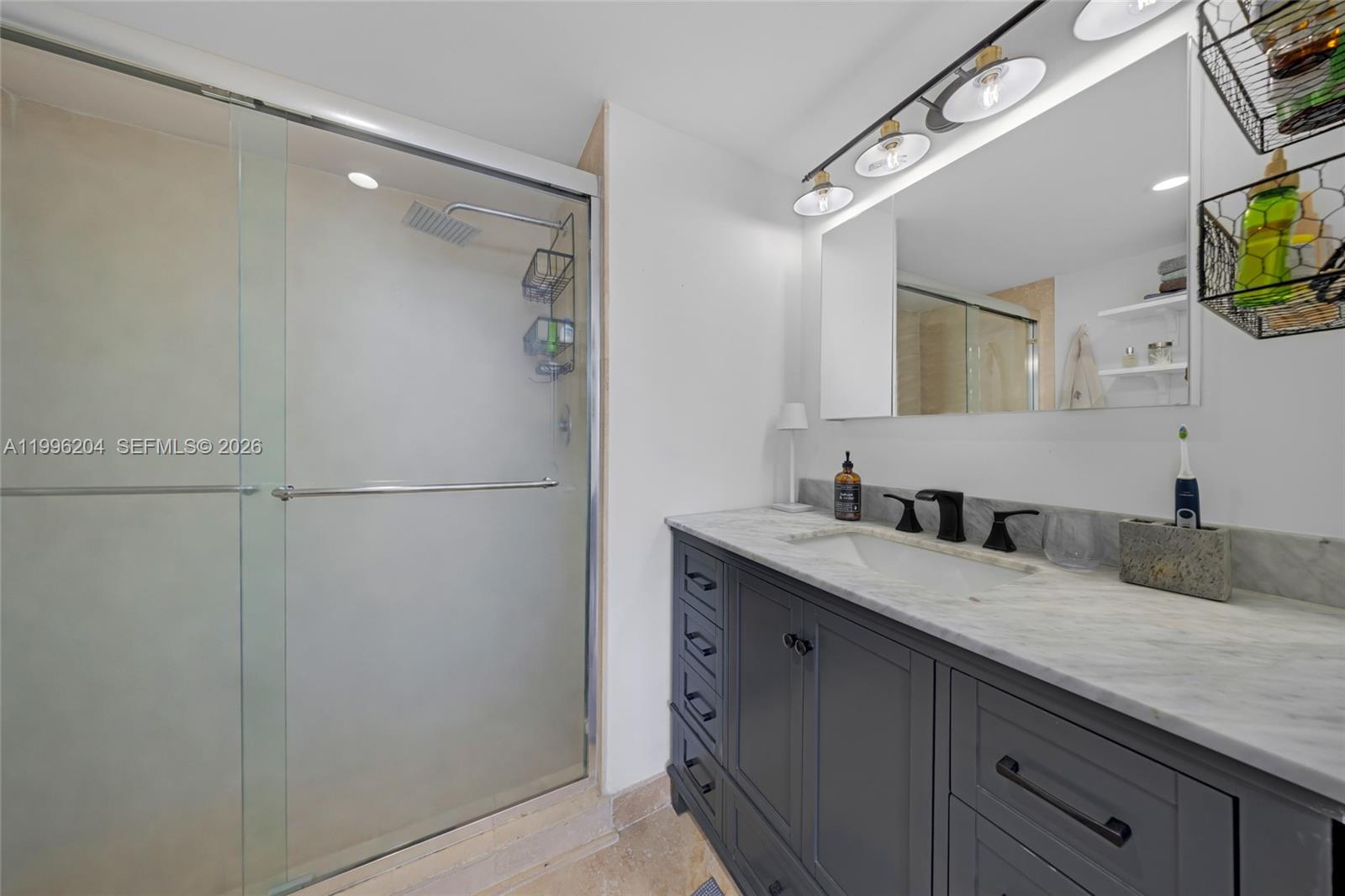 BAYVIEW PLAZA CONDO - Residential