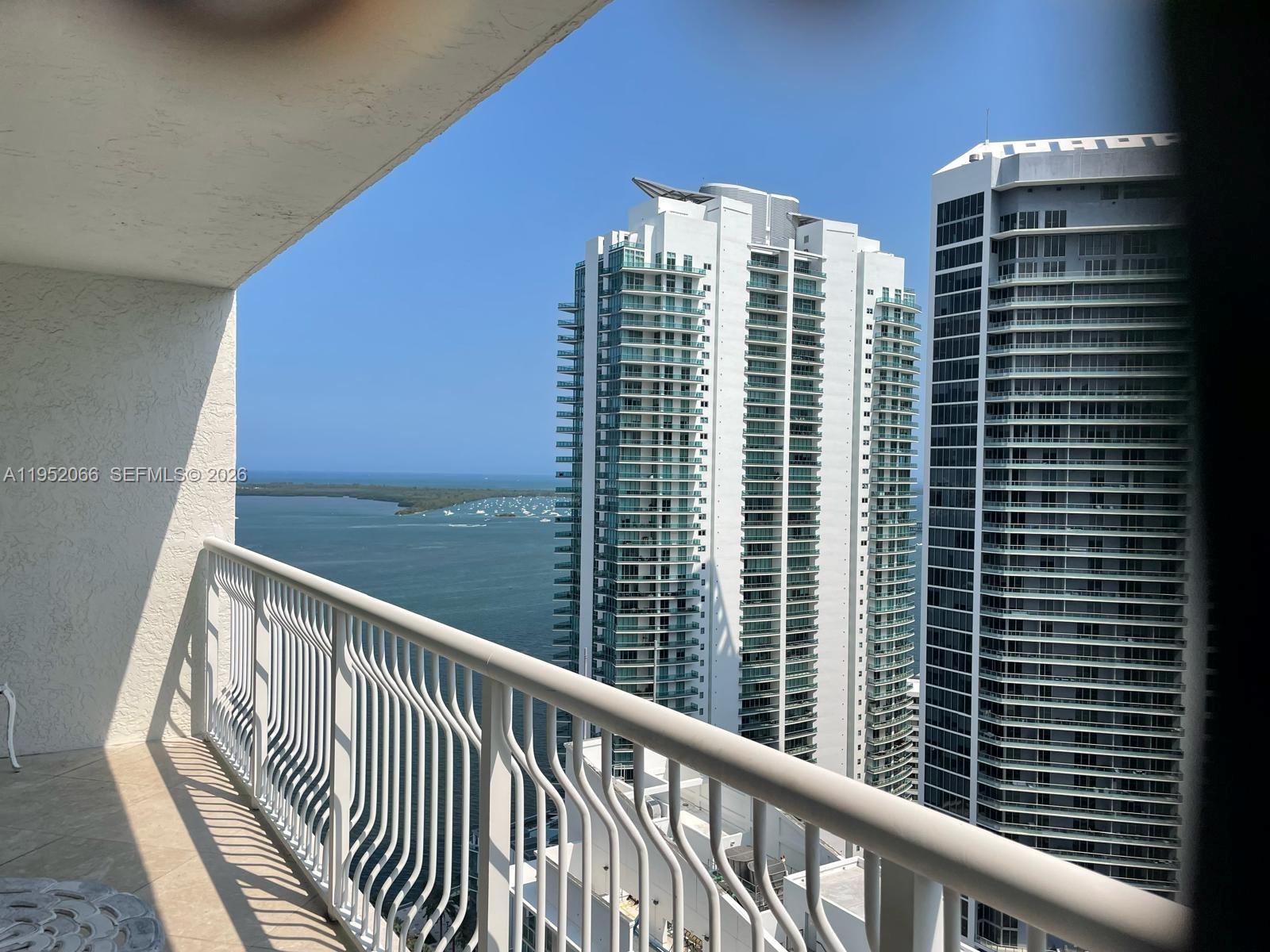 THE CLUB AT BRICKELL BAY - Residential