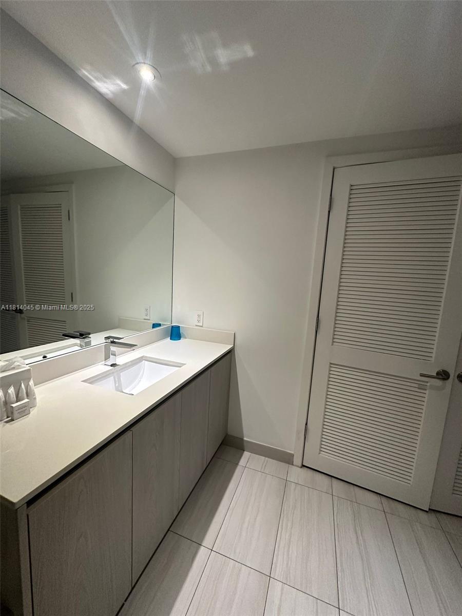 4010 SOUTH OCEAN CONDO - Residential
