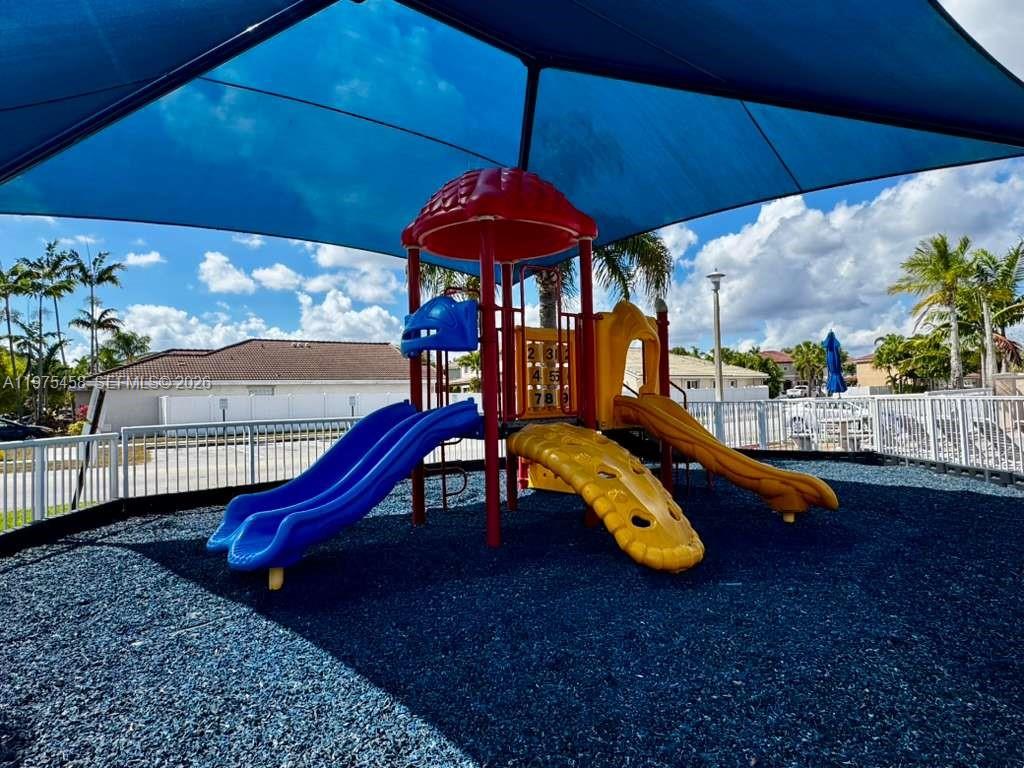 SILVER LAKES PHASE III RE - Residential Lease