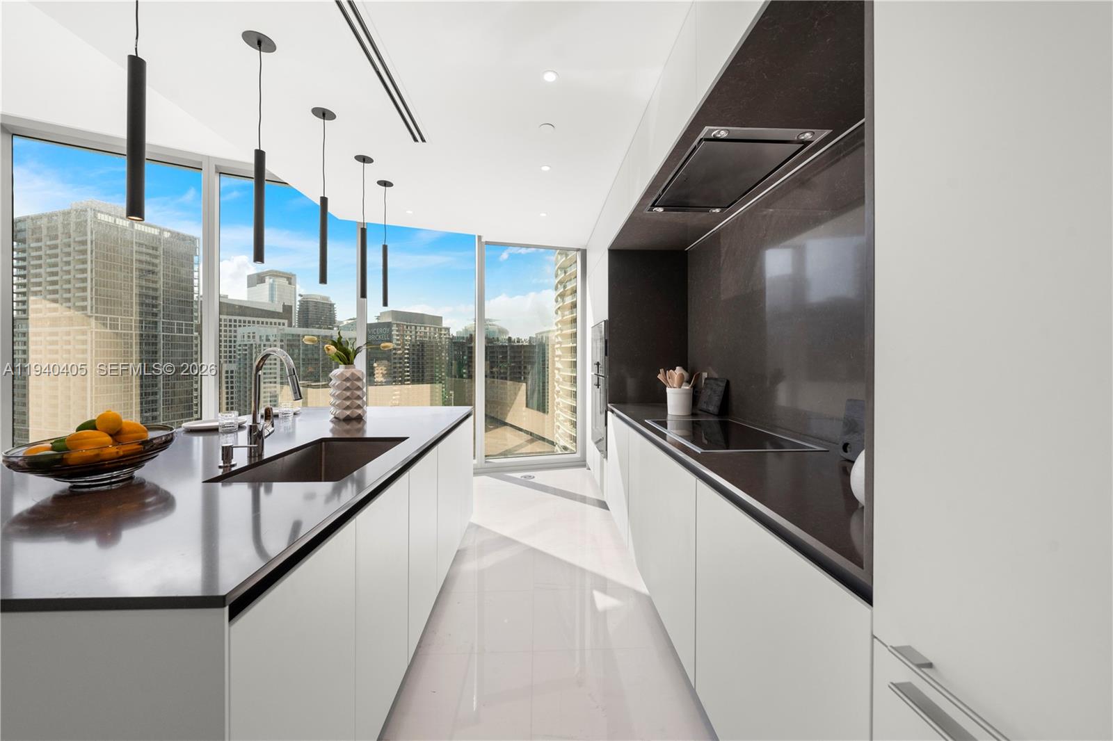 ASTON MARTIN RESIDENCES - Residential