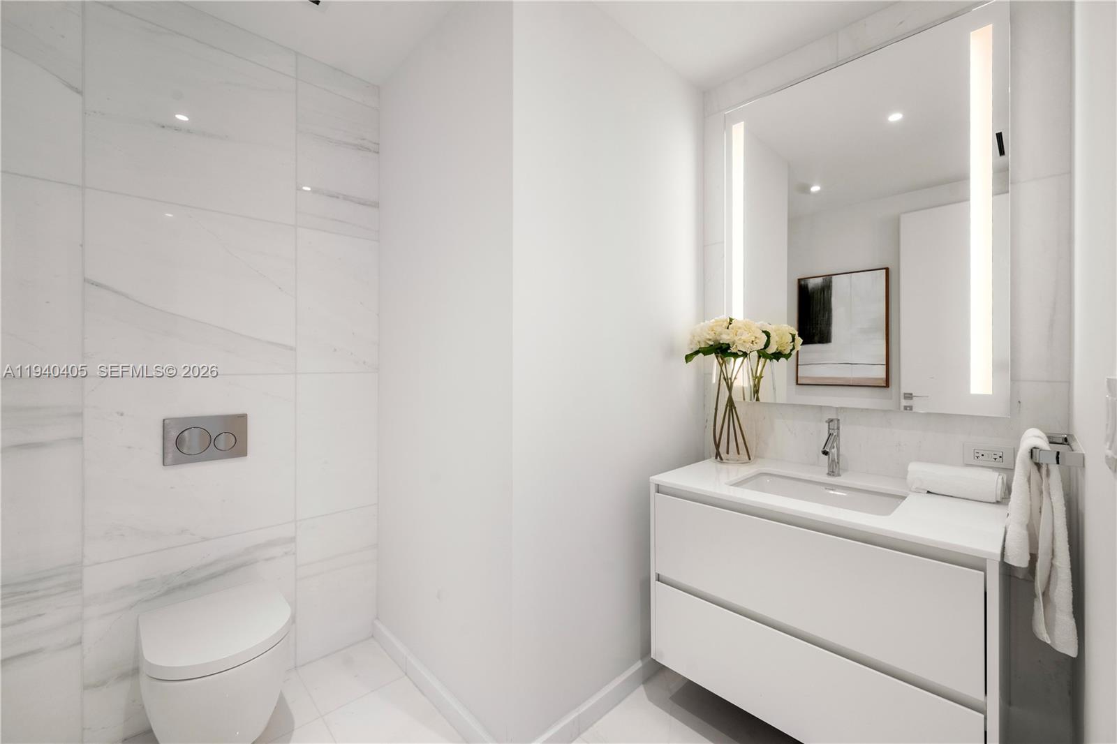 ASTON MARTIN RESIDENCES - Residential