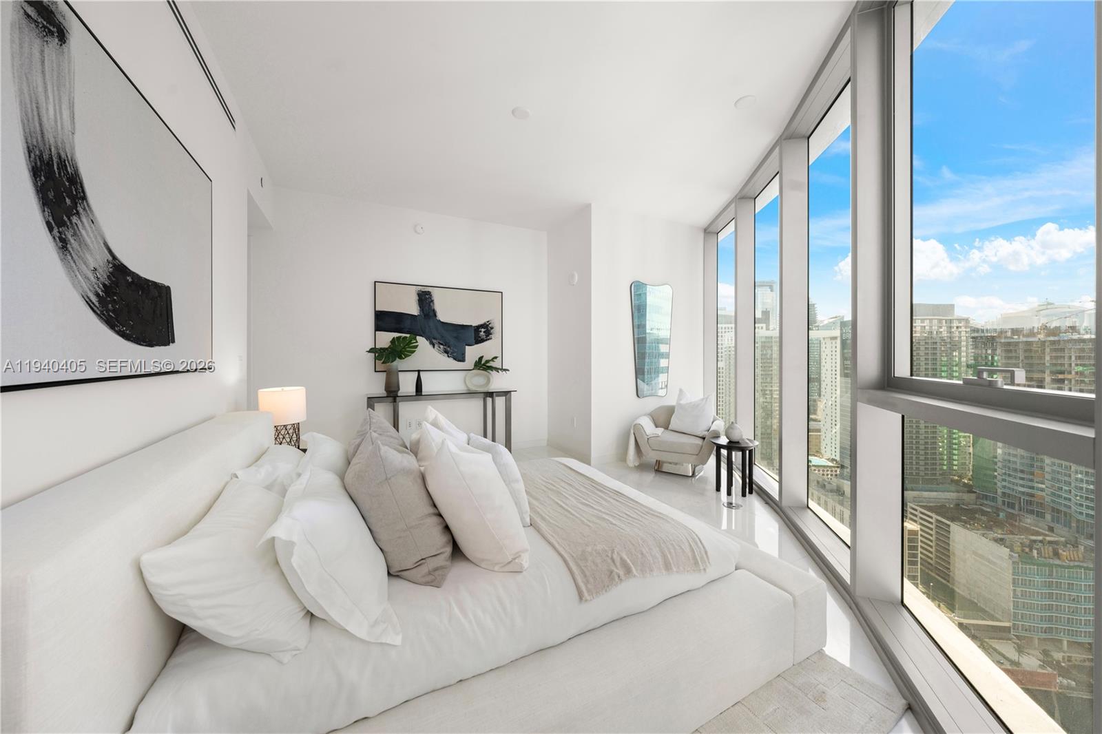 ASTON MARTIN RESIDENCES - Residential