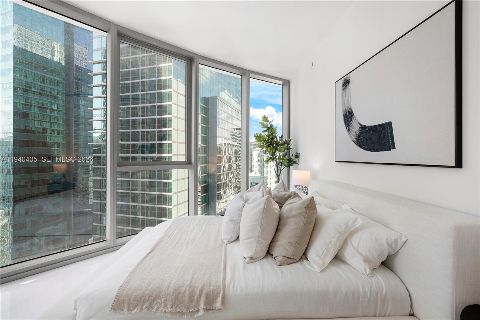 ASTON MARTIN RESIDENCES - Residential