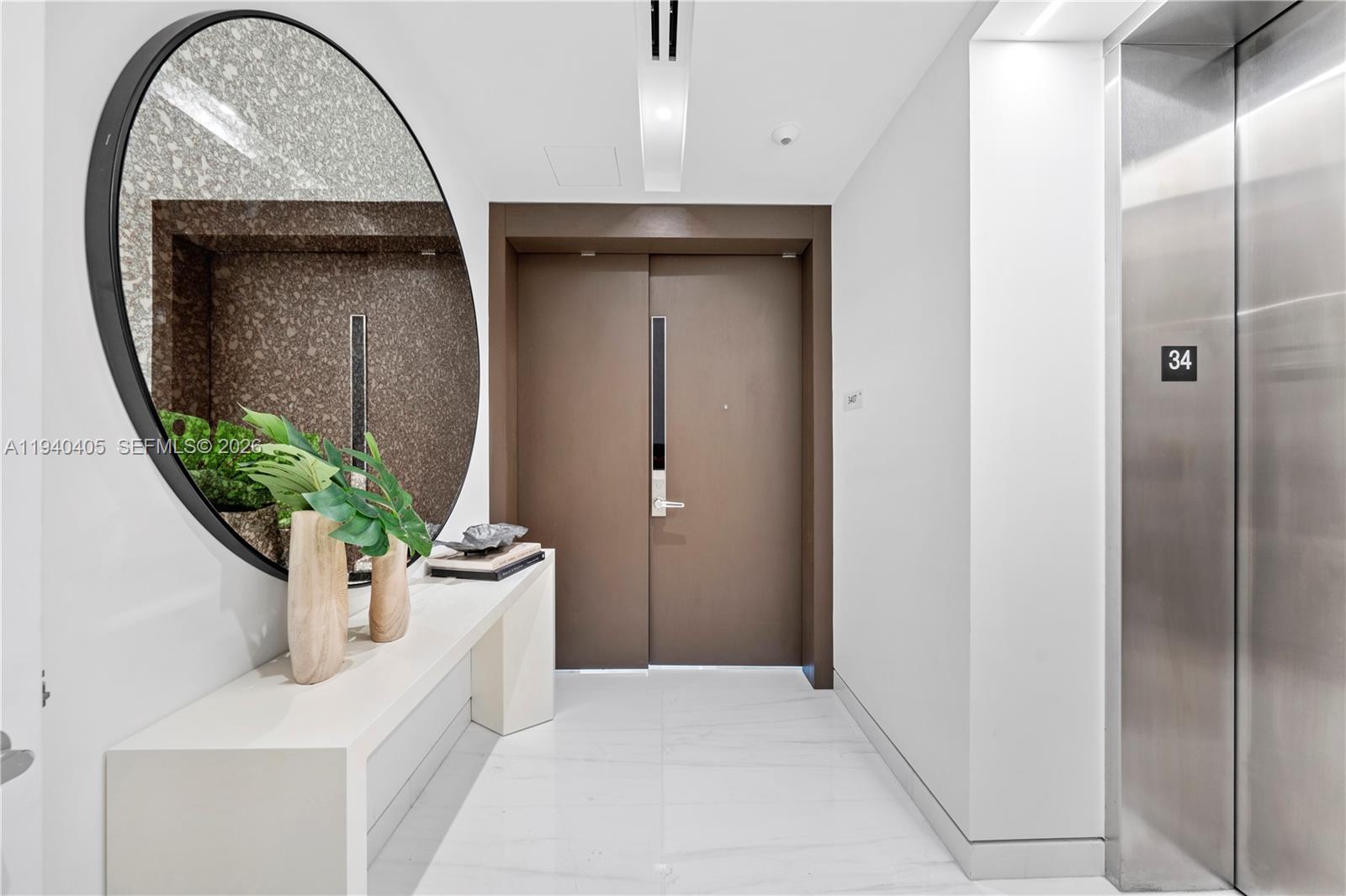 ASTON MARTIN RESIDENCES - Residential