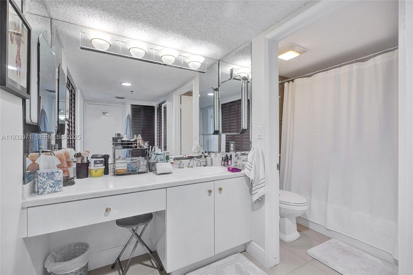 WATERVIEW CONDO - Residential Lease