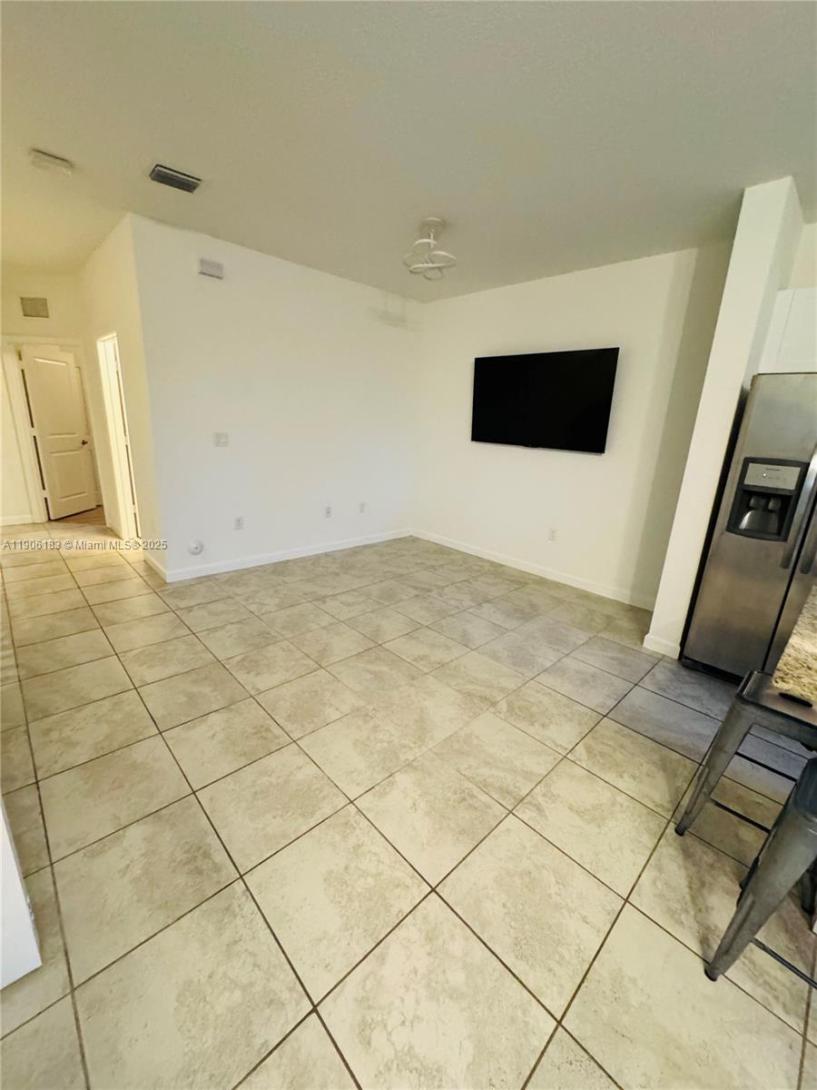 COCO PALM VILLAS - Residential