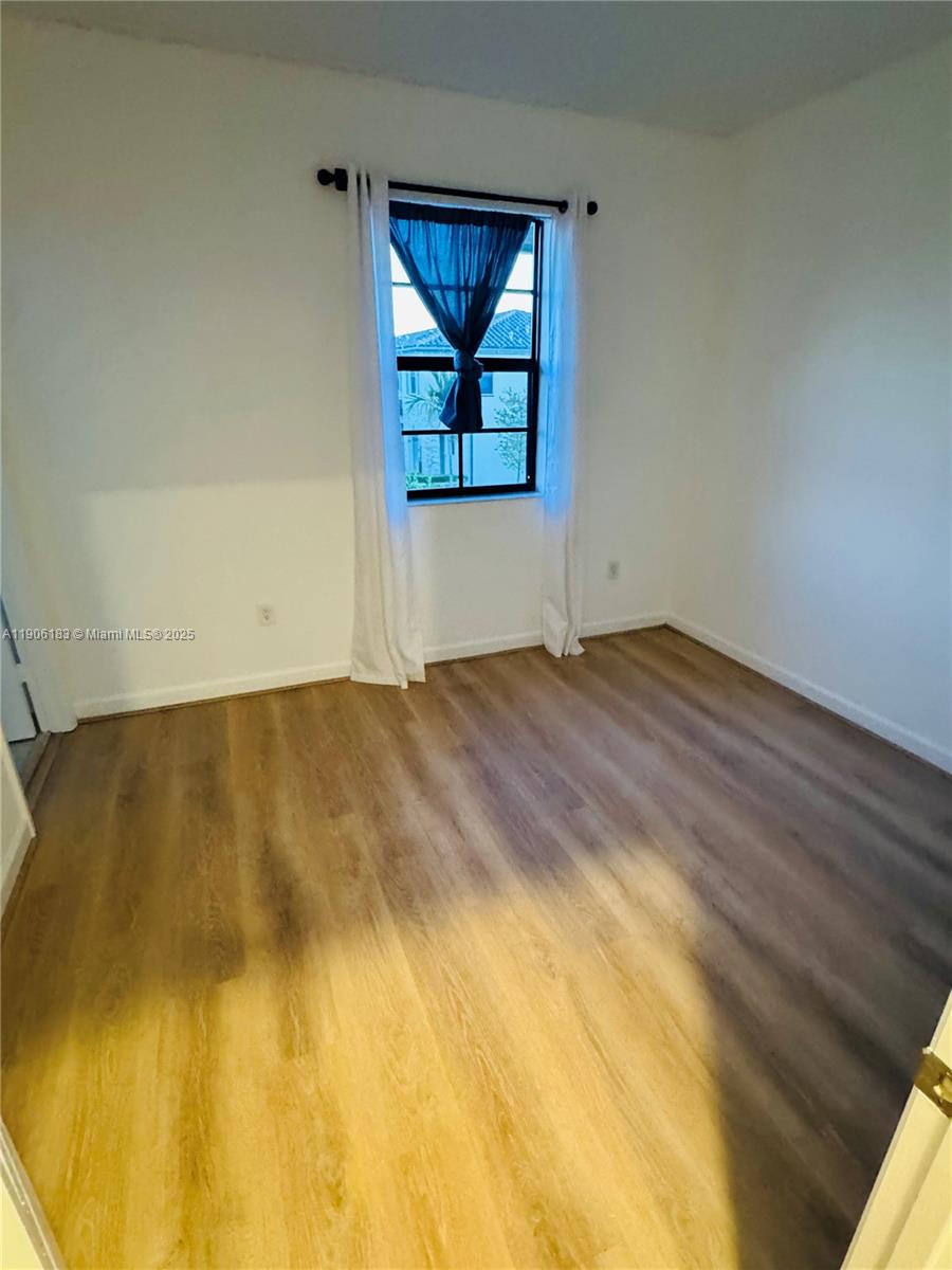 COCO PALM VILLAS - Residential