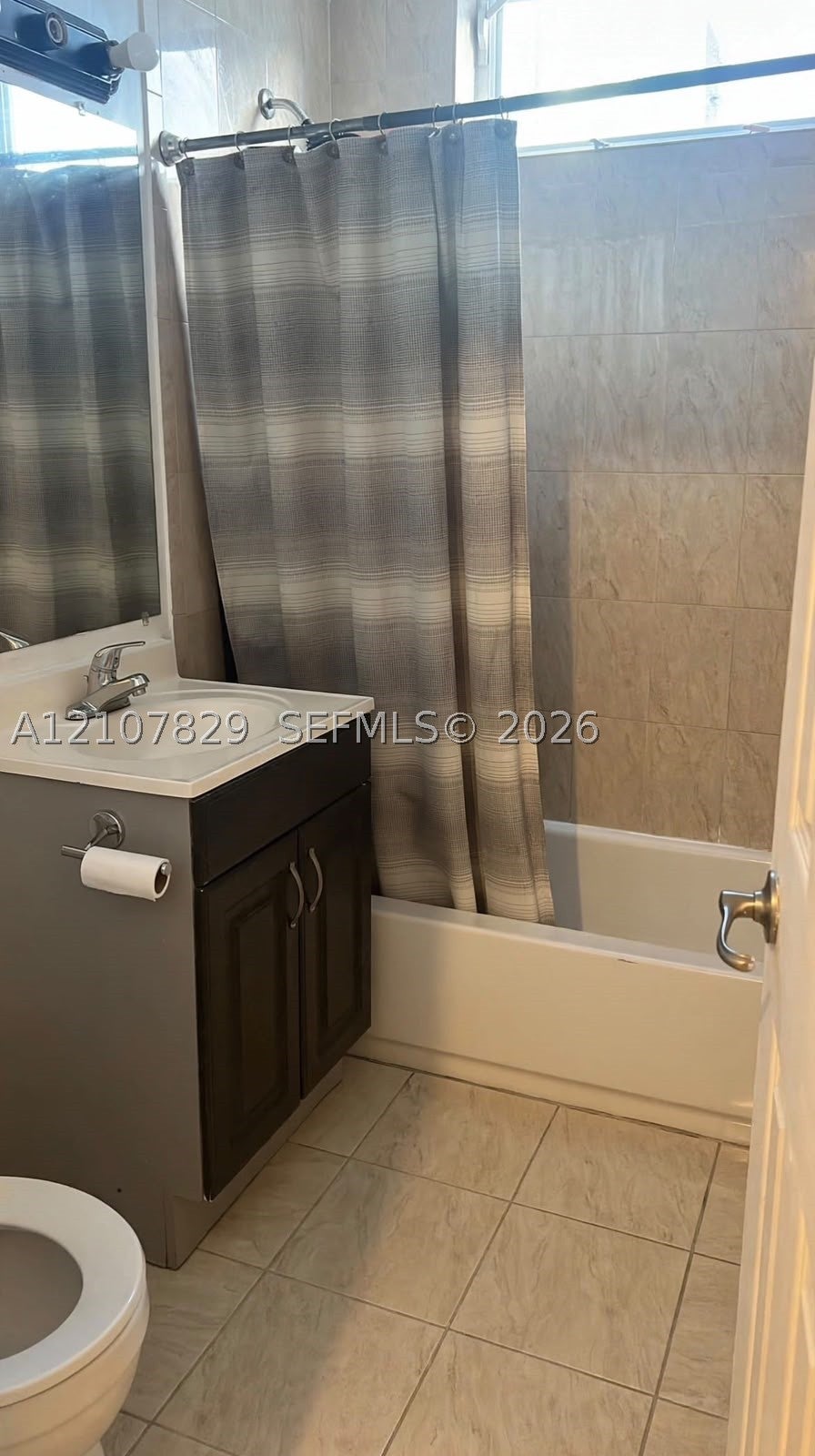 2195 Bay Drive 3