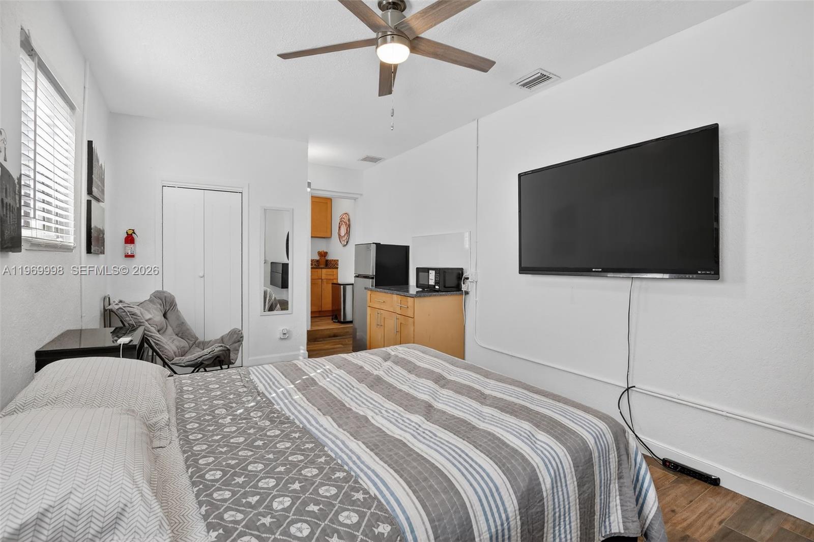 DIXIE GARDENS - Residential