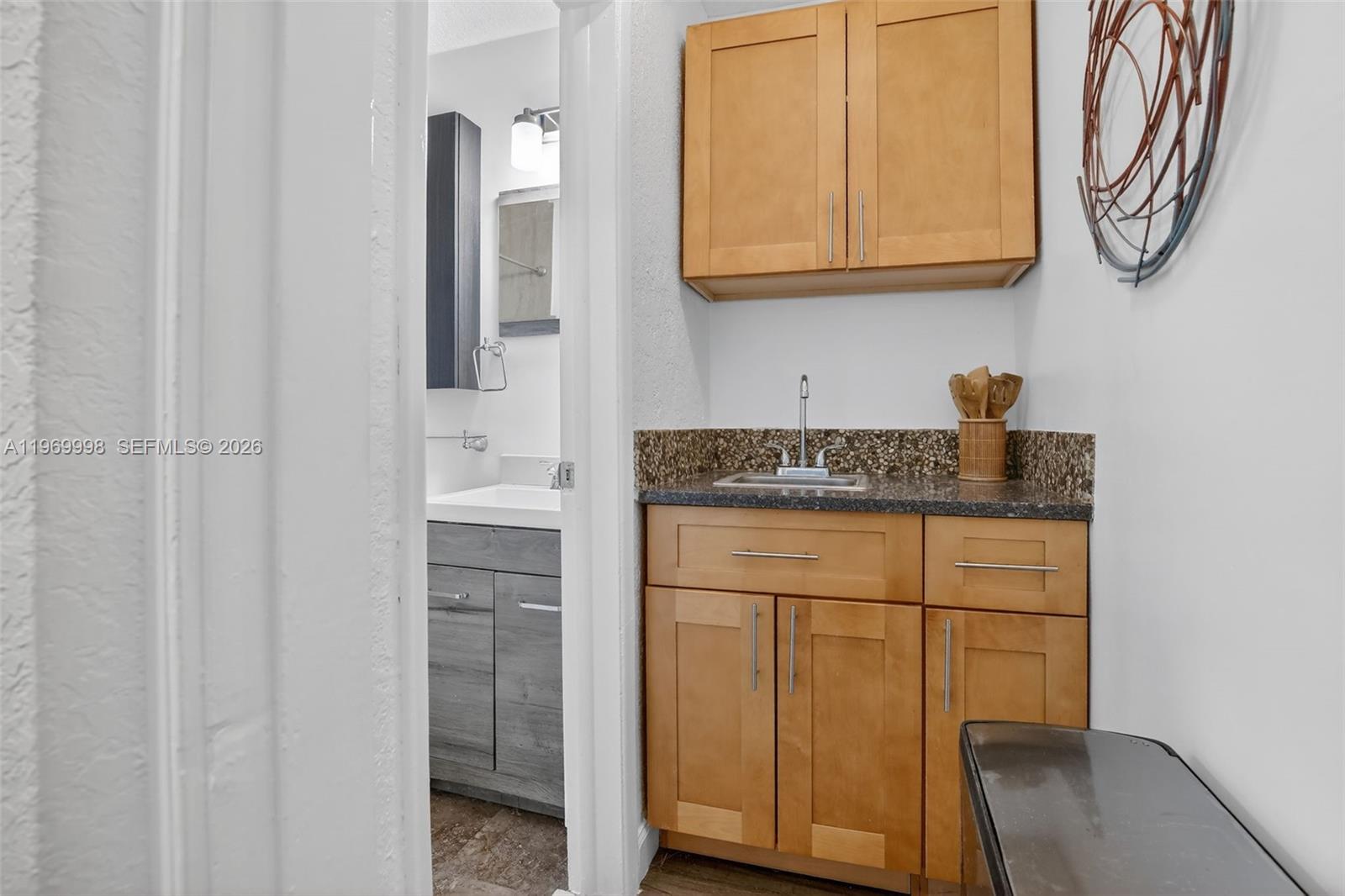 DIXIE GARDENS - Residential