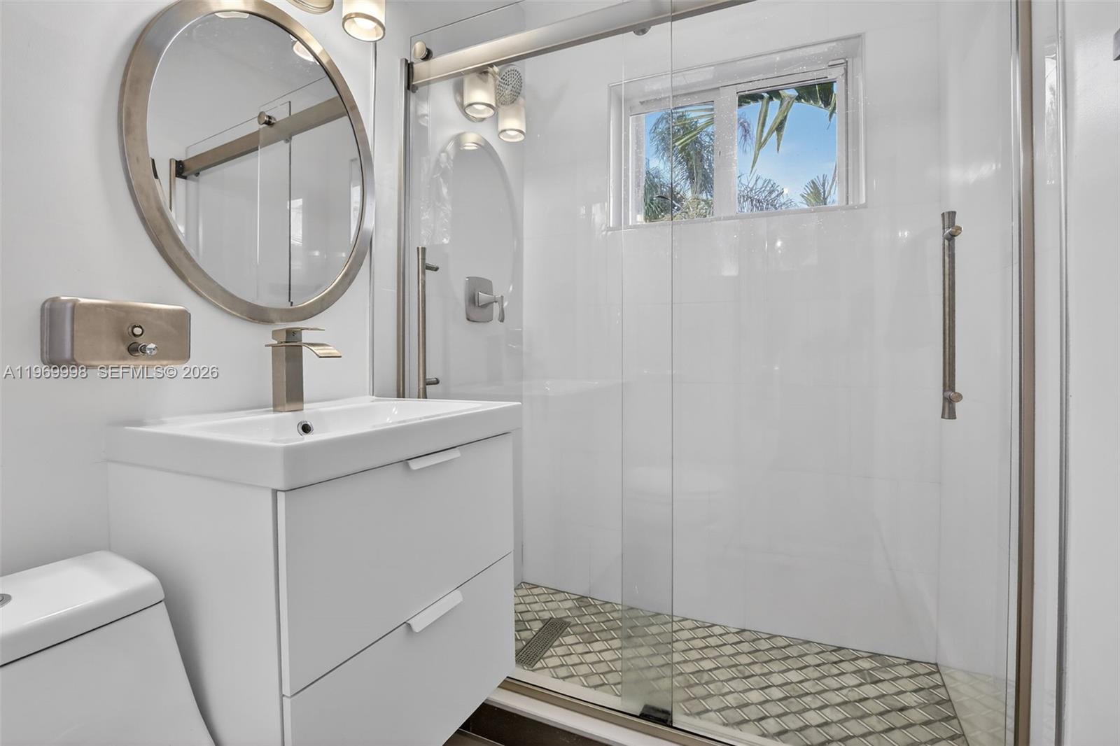 DIXIE GARDENS - Residential