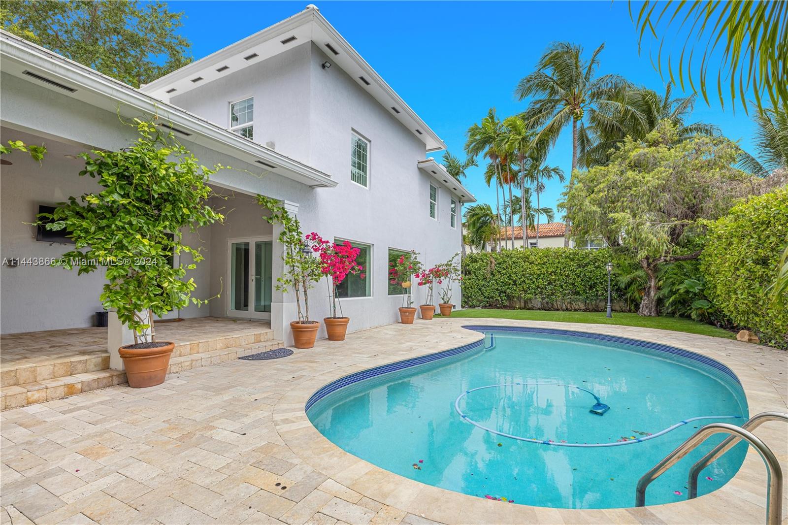 NAUTILUS SUB - Residential