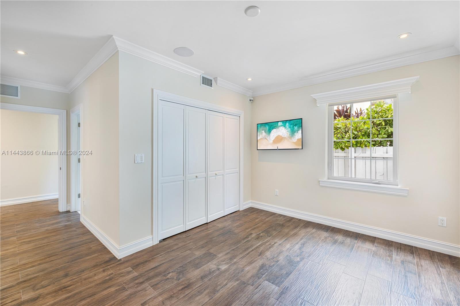 NAUTILUS SUB - Residential