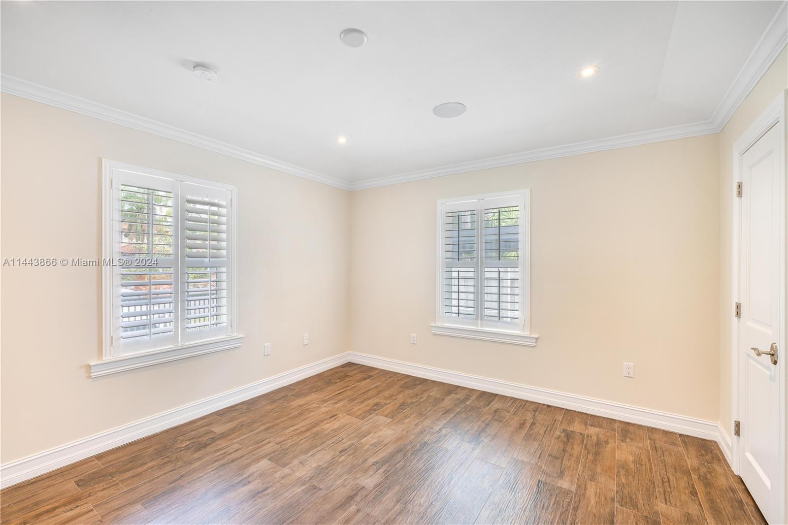 NAUTILUS SUB - Residential