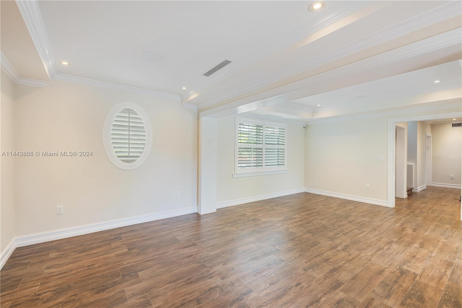 NAUTILUS SUB - Residential