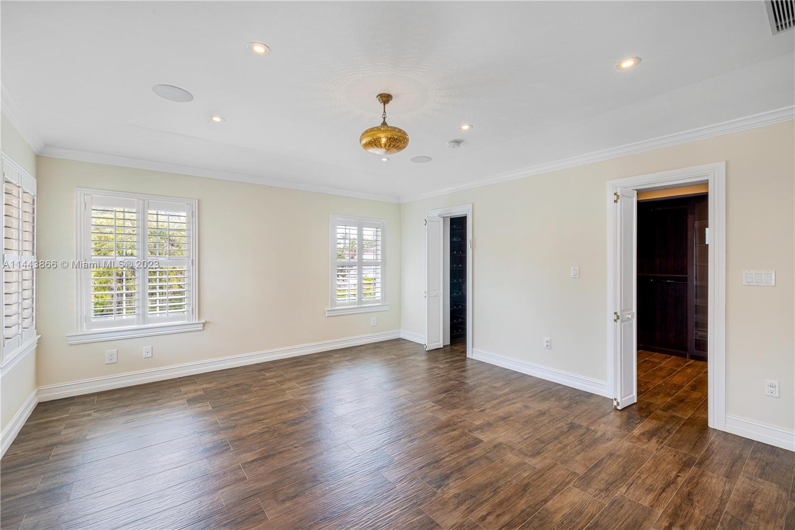 NAUTILUS SUB - Residential