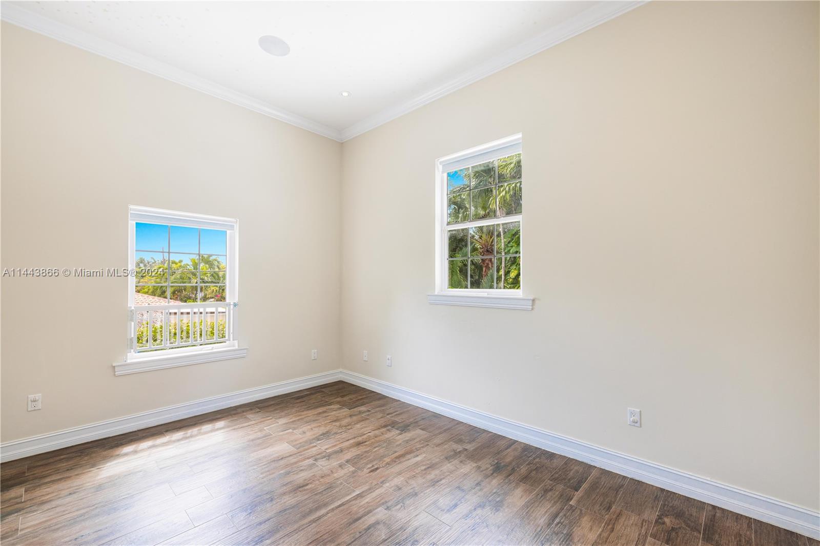 NAUTILUS SUB - Residential