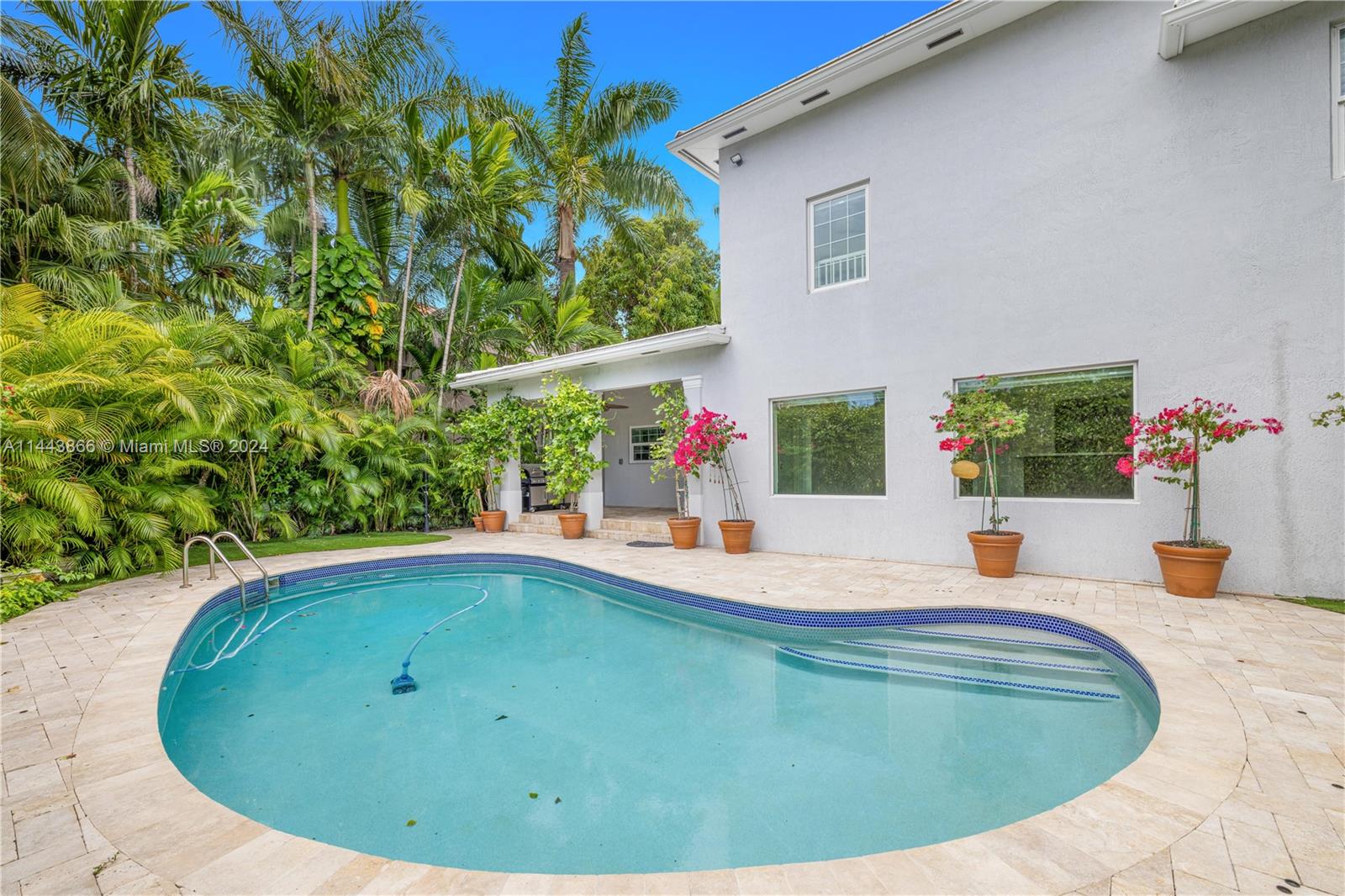 NAUTILUS SUB - Residential