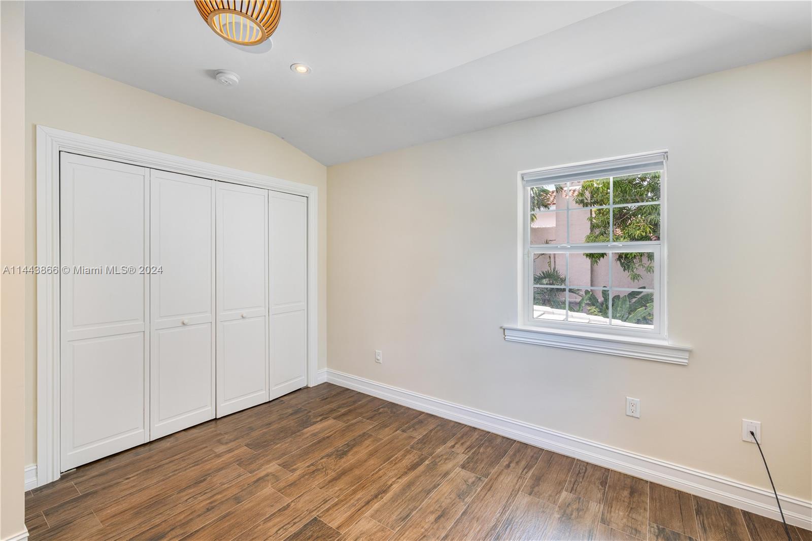 NAUTILUS SUB - Residential