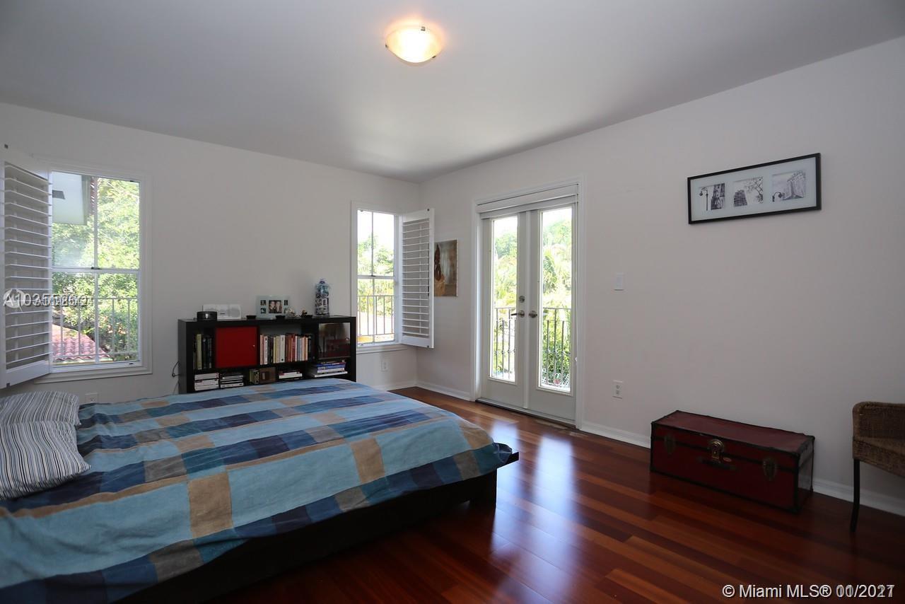 CORAL GABLES COUNTRY CLUB - Residential Lease