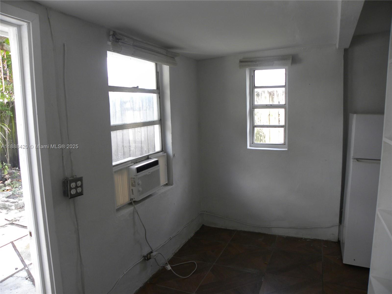 FLAGLER GROVE ESTATES EXT - Residential Lease