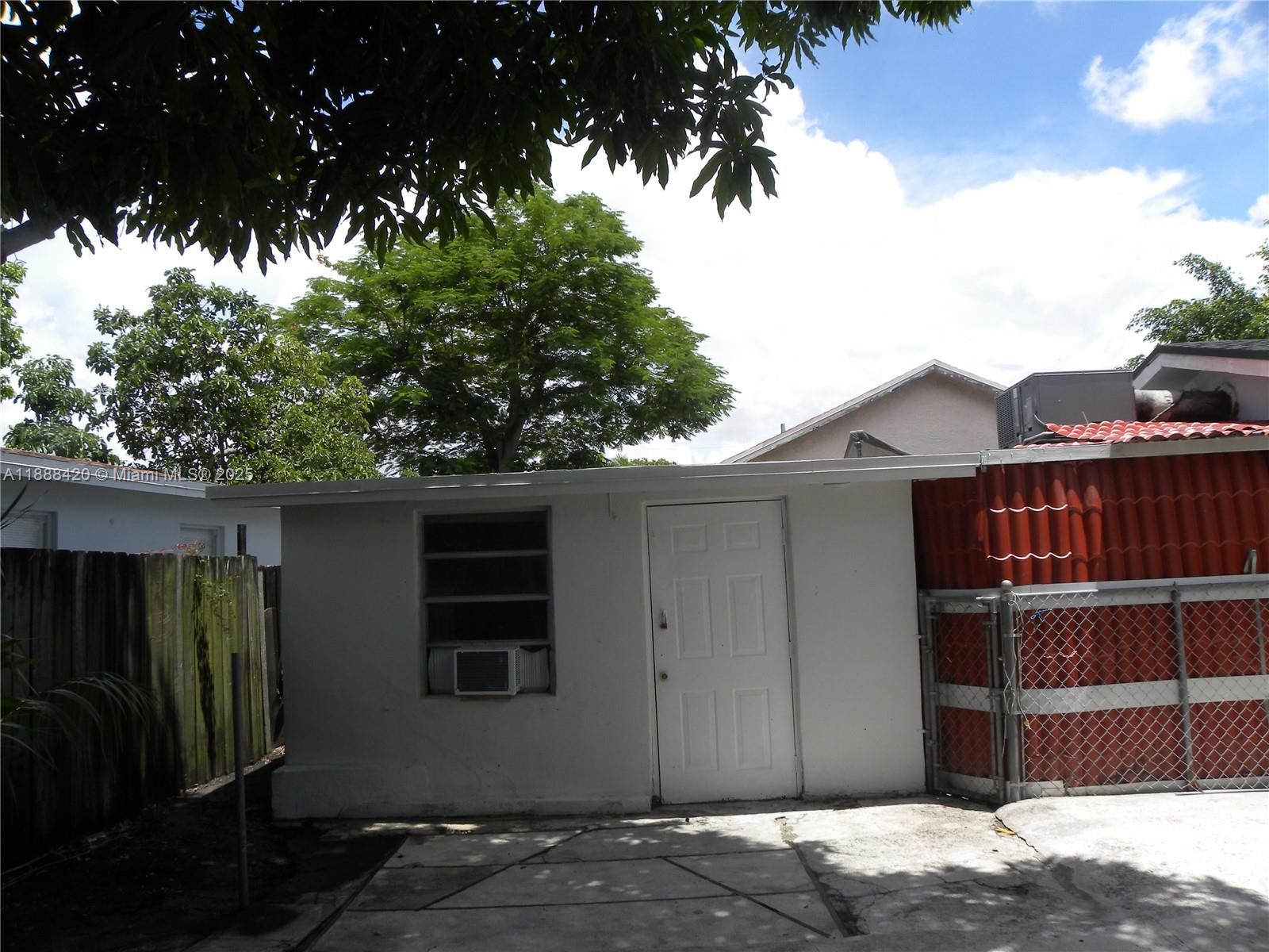 FLAGLER GROVE ESTATES EXT - Residential Lease