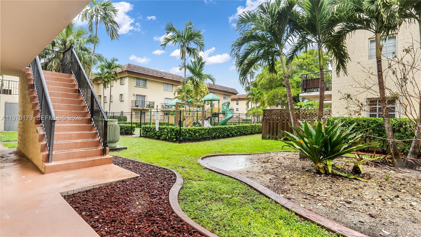 COURTYARDS AT KENDALL CON - Residential