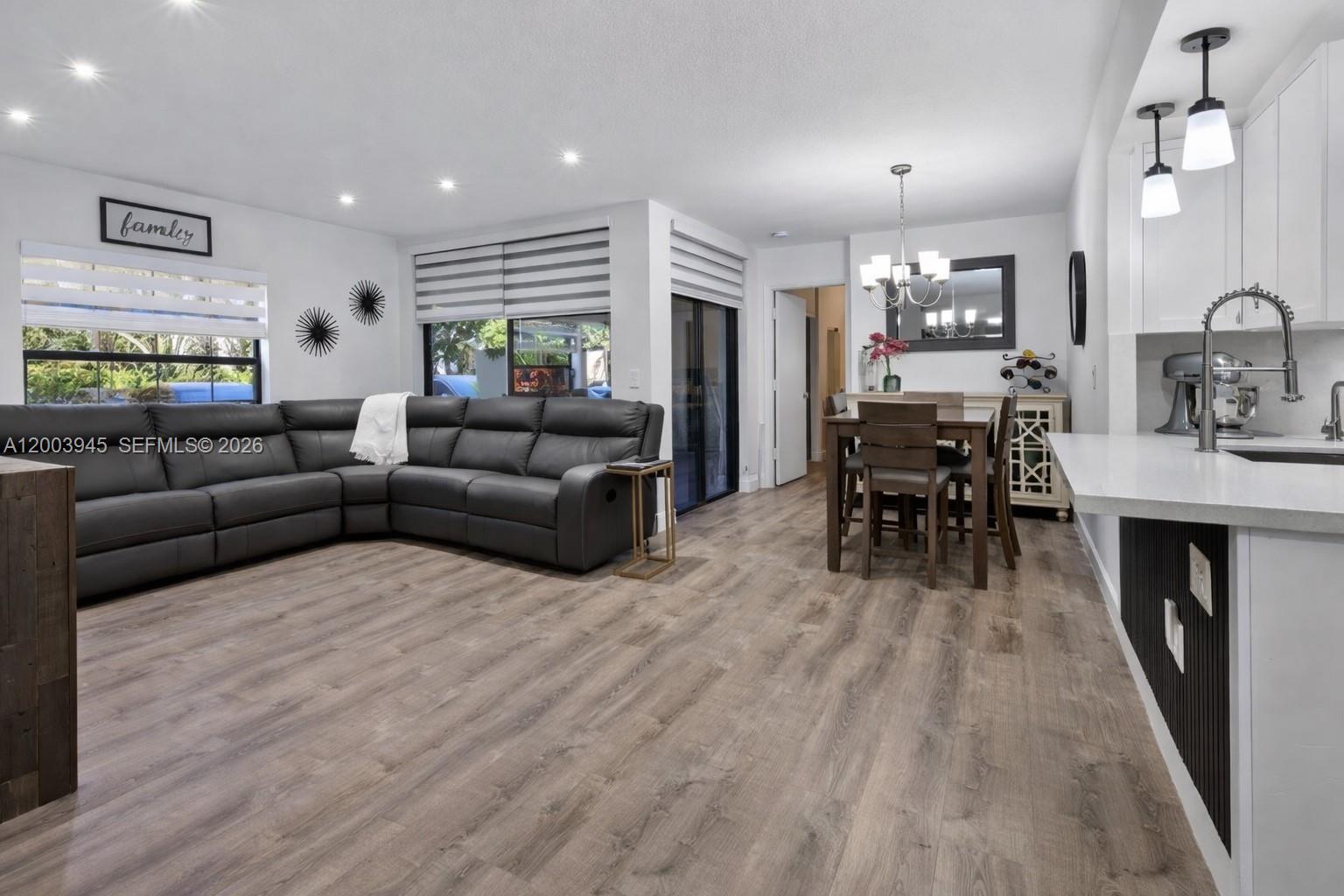 OPTIMA VILLAGE I-E CONDO - Residential