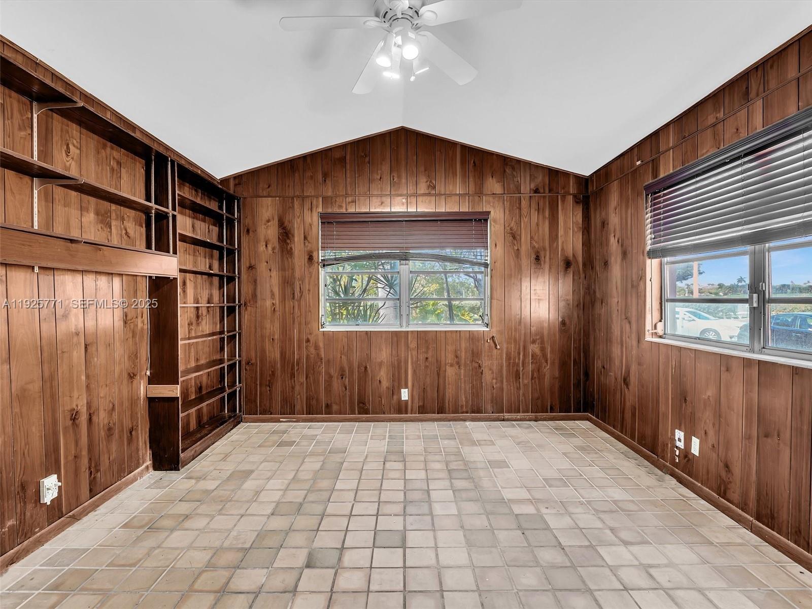 MID GOLF SUB - Residential Lease