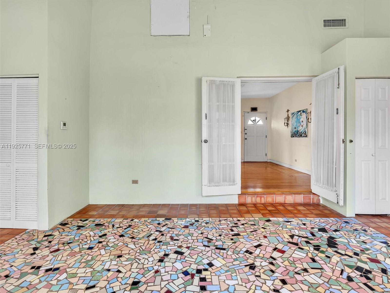 MID GOLF SUB - Residential Lease