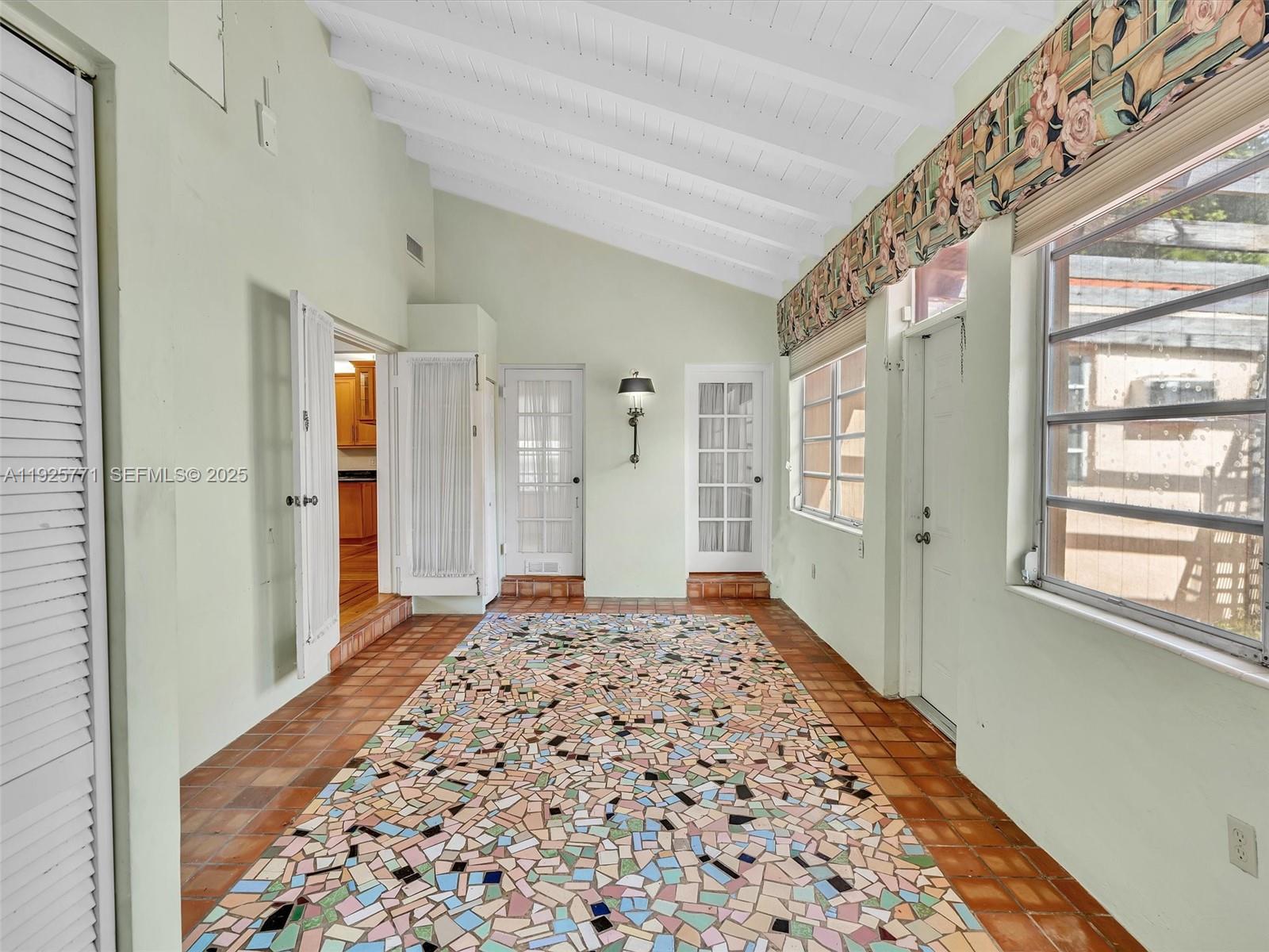 MID GOLF SUB - Residential Lease