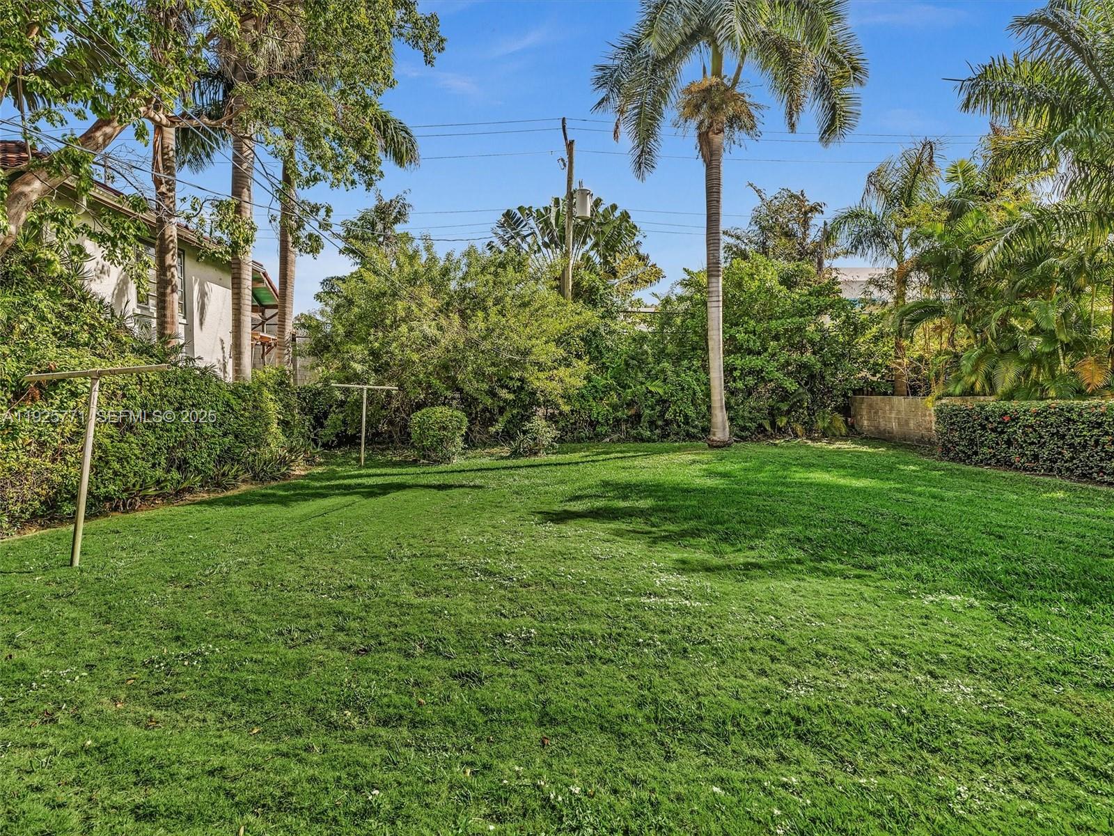 MID GOLF SUB - Residential Lease