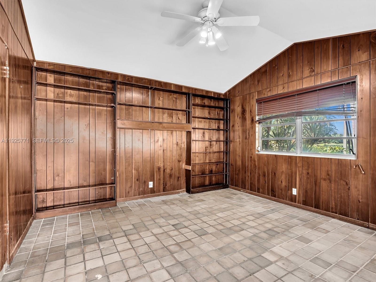 MID GOLF SUB - Residential Lease