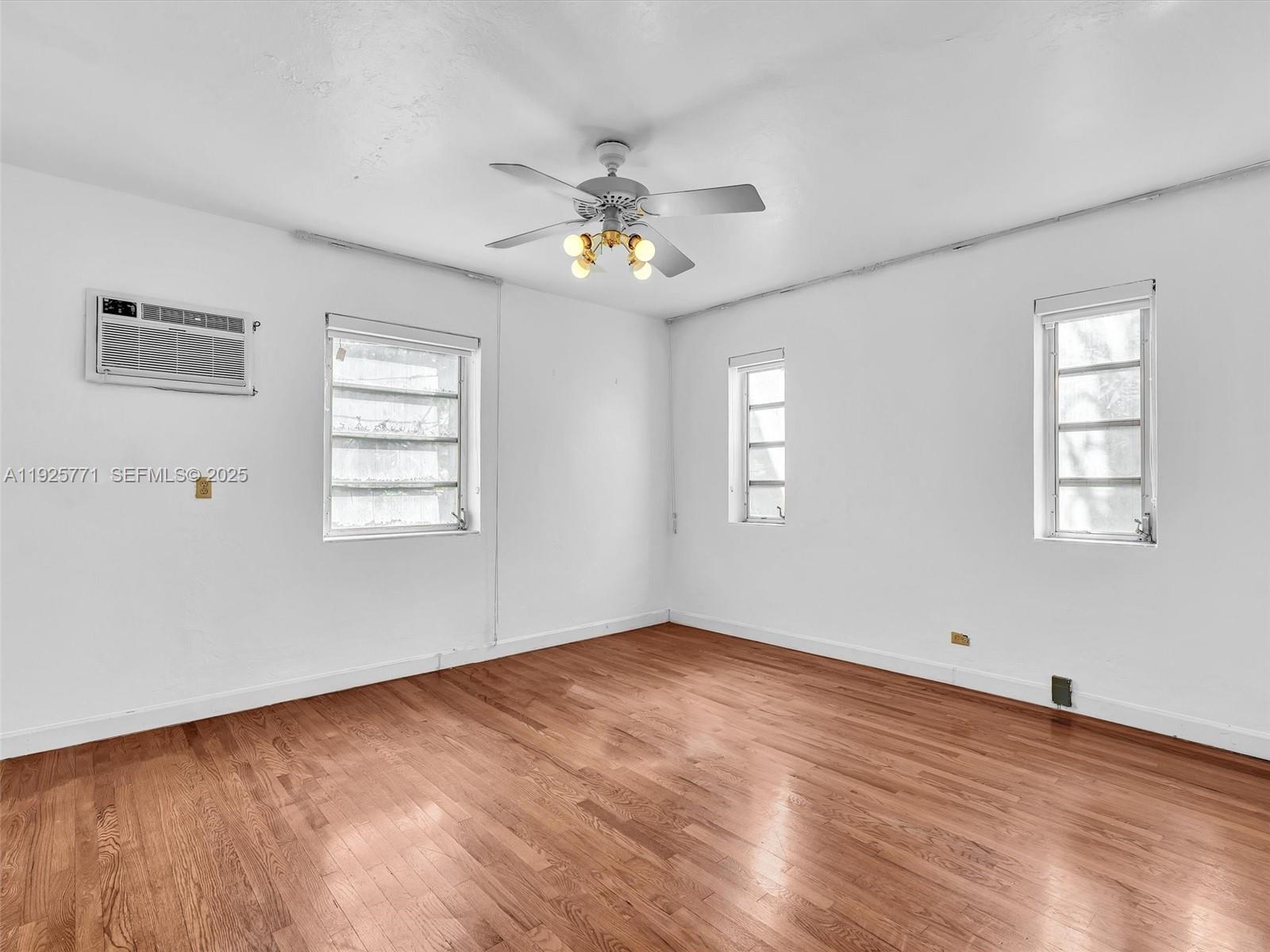 MID GOLF SUB - Residential Lease