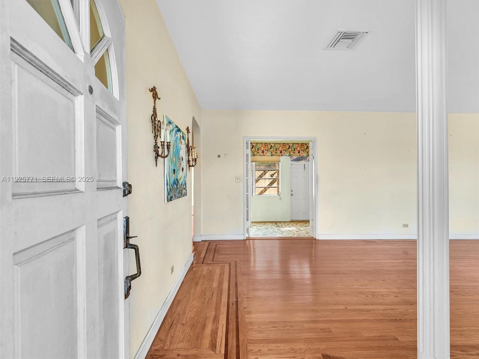 MID GOLF SUB - Residential Lease