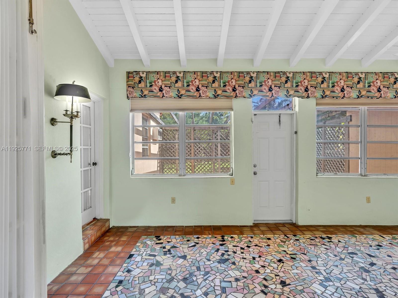 MID GOLF SUB - Residential Lease