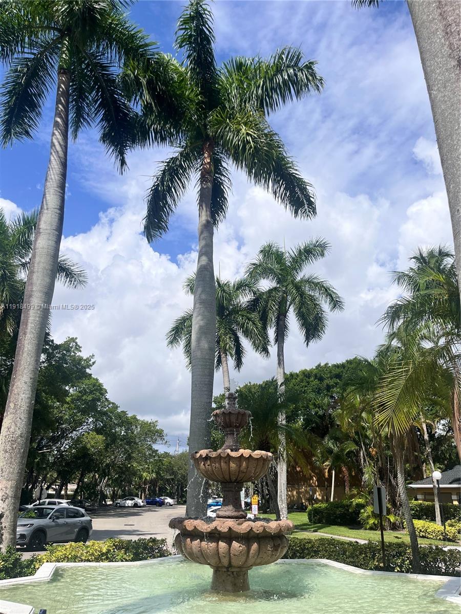 WINDWARD LAKES CONDO - Residential Lease