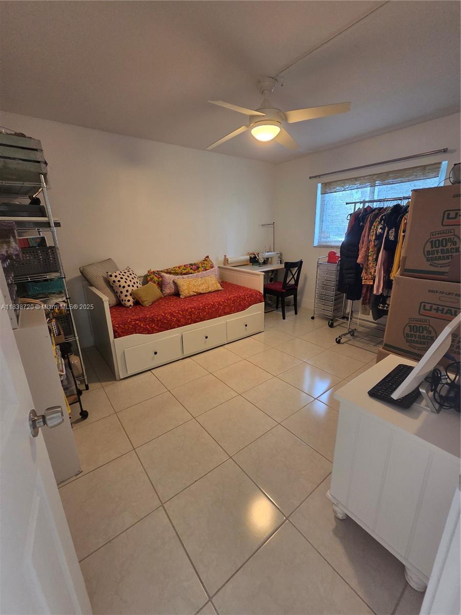 MEADOWBROOK TOWERS CONDO - Residential