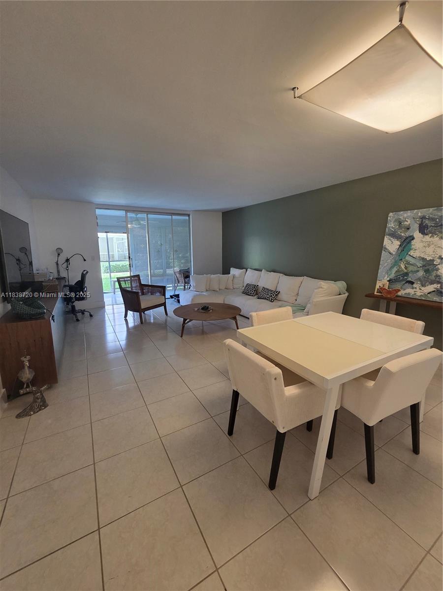 MEADOWBROOK TOWERS CONDO - Residential