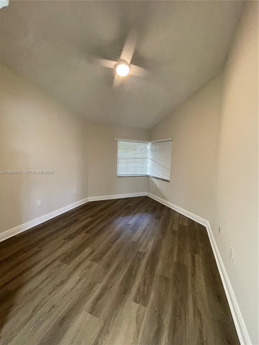 LAKEVIEW CLUB CONDO - Residential Lease
