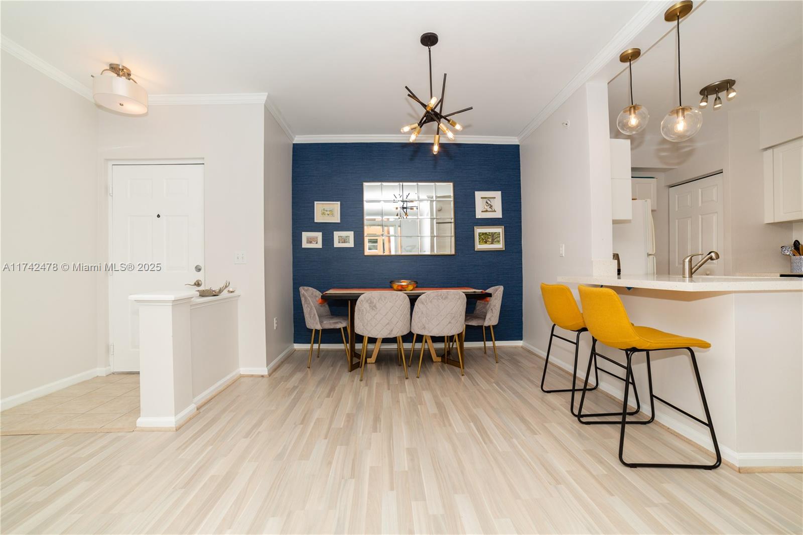 PORTO BELLAGIO CONDO - Residential
