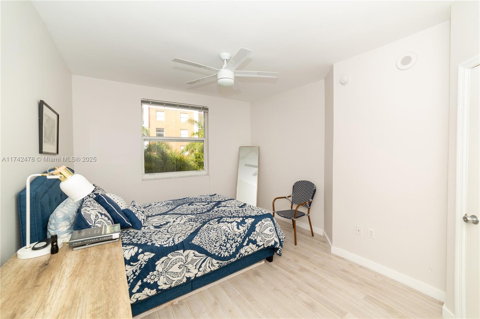 PORTO BELLAGIO CONDO - Residential