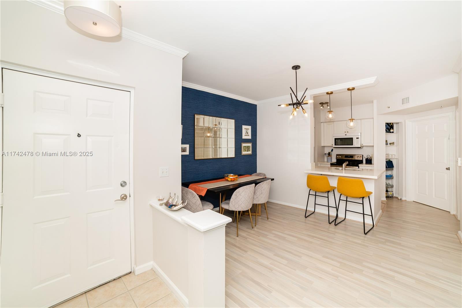PORTO BELLAGIO CONDO - Residential