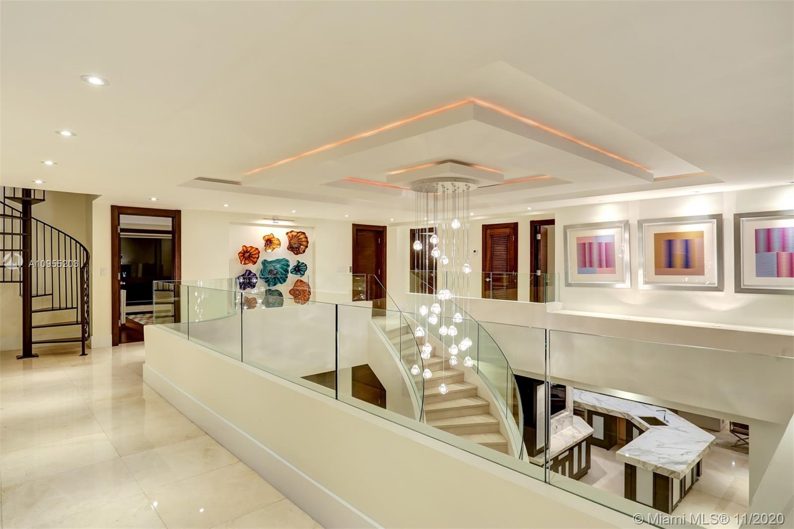 DORAL ESTATES - Residential