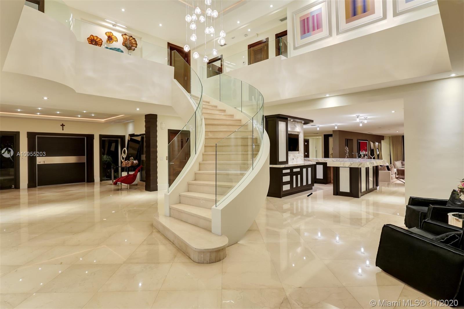 DORAL ESTATES - Residential