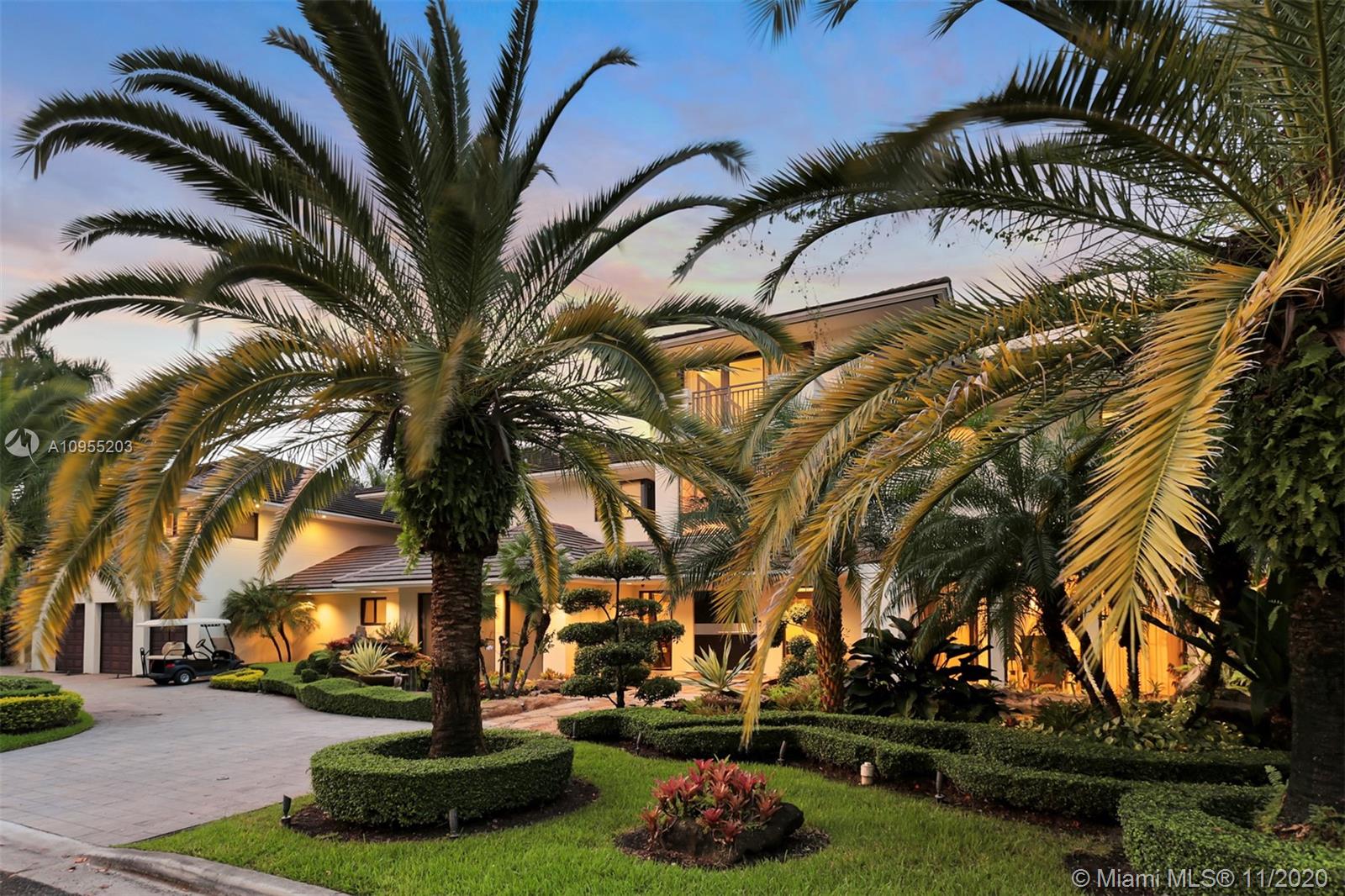 DORAL ESTATES - Residential