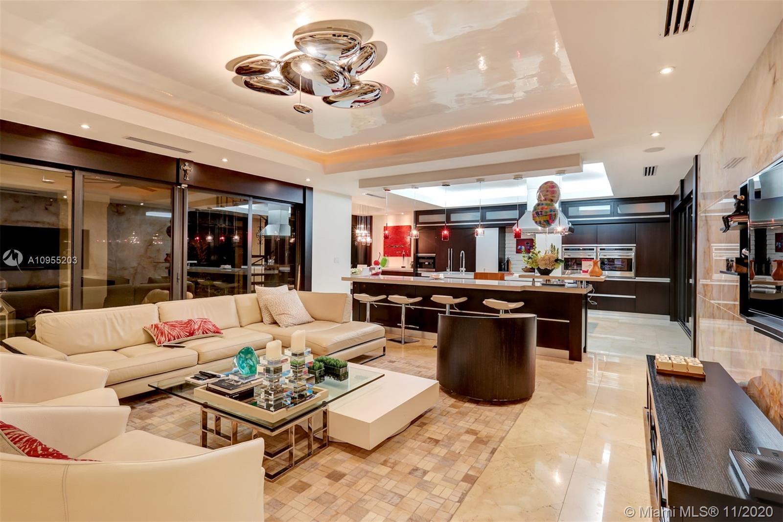 DORAL ESTATES - Residential