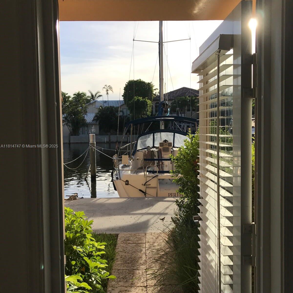 VISTA DEL SOL CONDO - Residential Lease