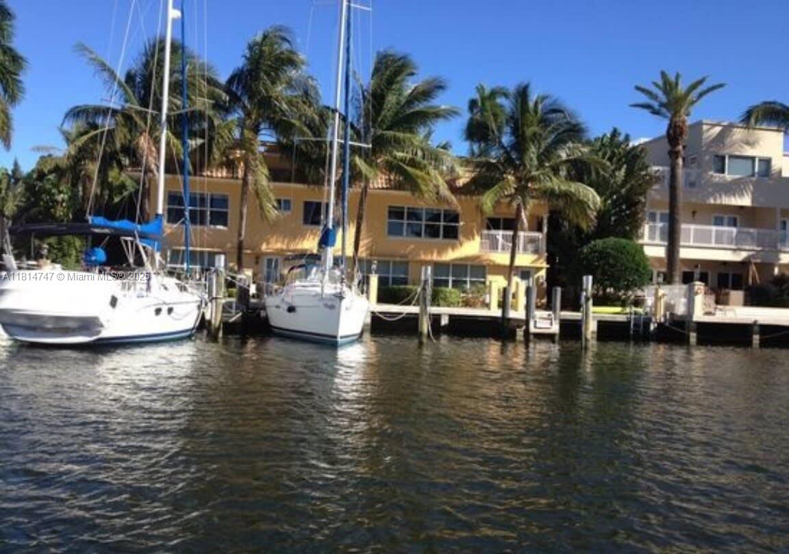 VISTA DEL SOL CONDO - Residential Lease